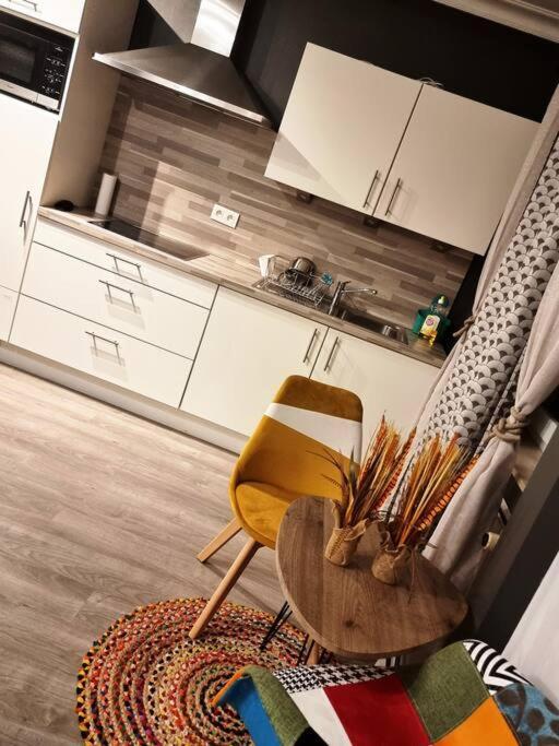 Appartement Tres Proche Mediacite - Centre Luik